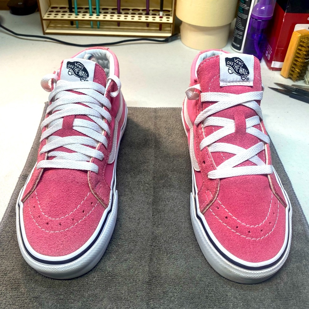 VANS Off The Wall Sk8 Mid-Top Pink/White Suede Shoes Mens Size 6.5 (Women’s 8)